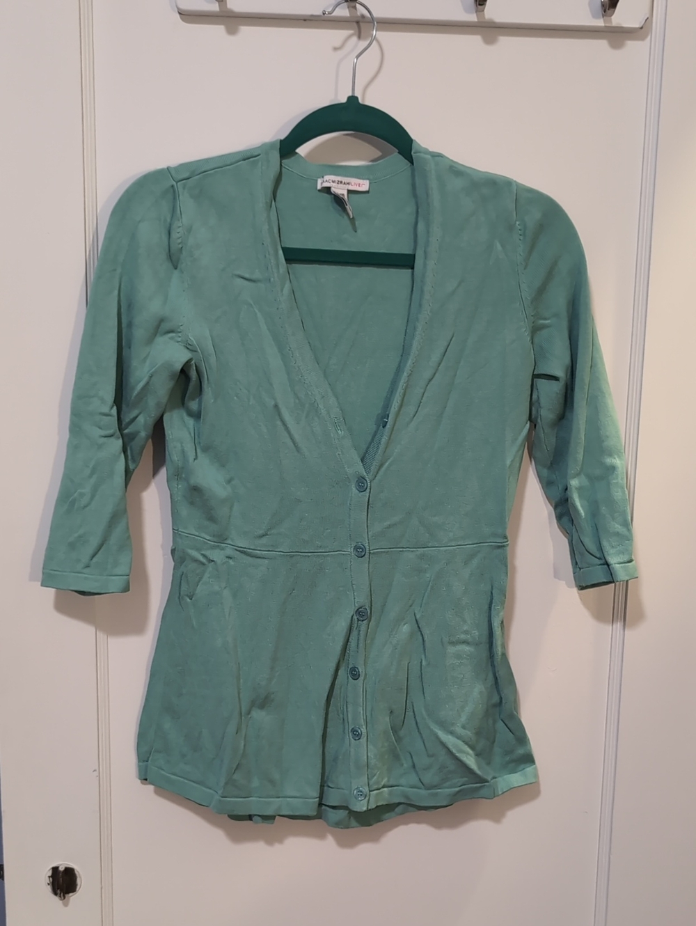 🍇 LAST CALL! Isaac Mizrahi Seafoam Green Button-Front Cardigan